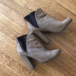 Michael Antonio Brown boots